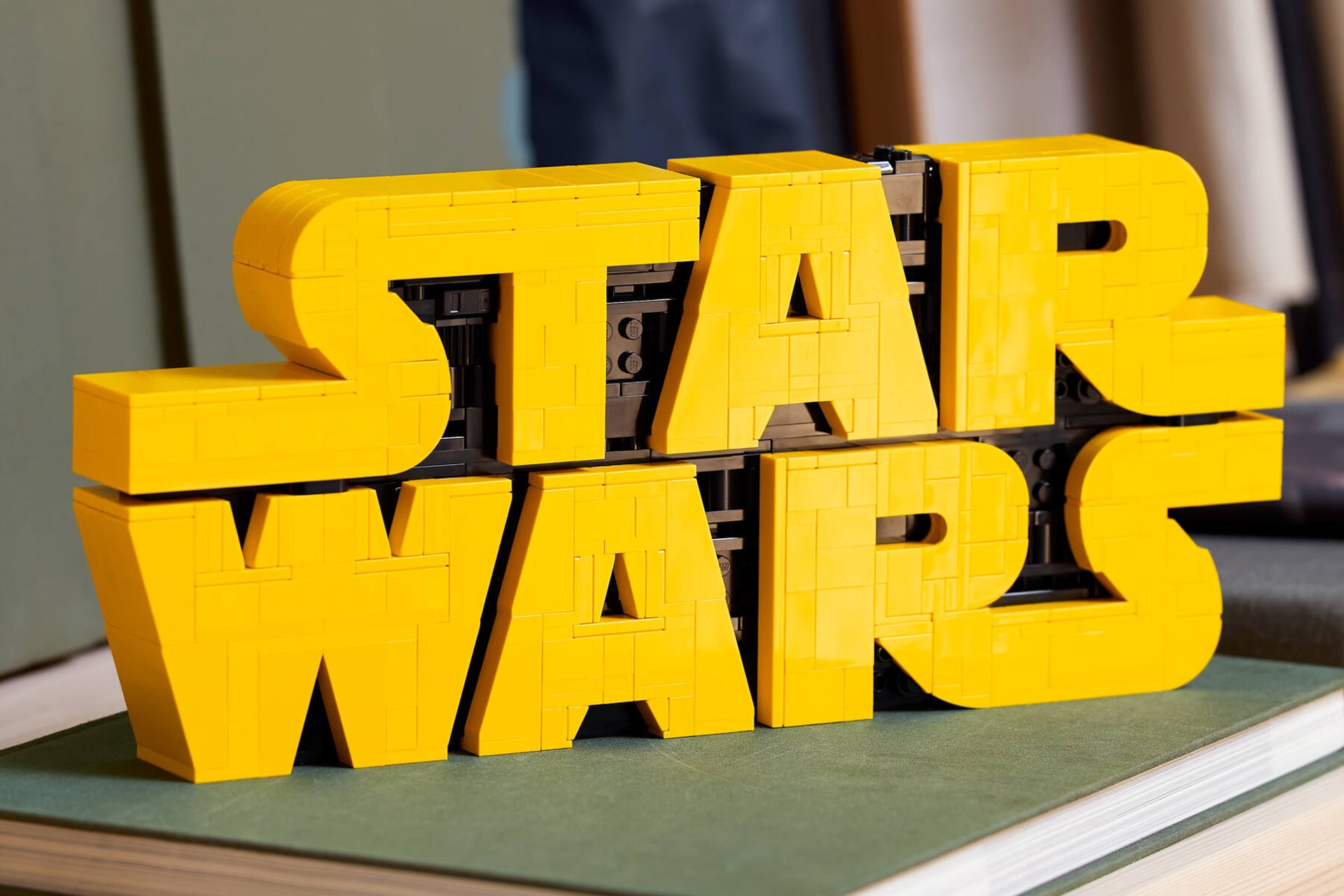 Corte de logotipo construído em tijolo Lego Star Wars