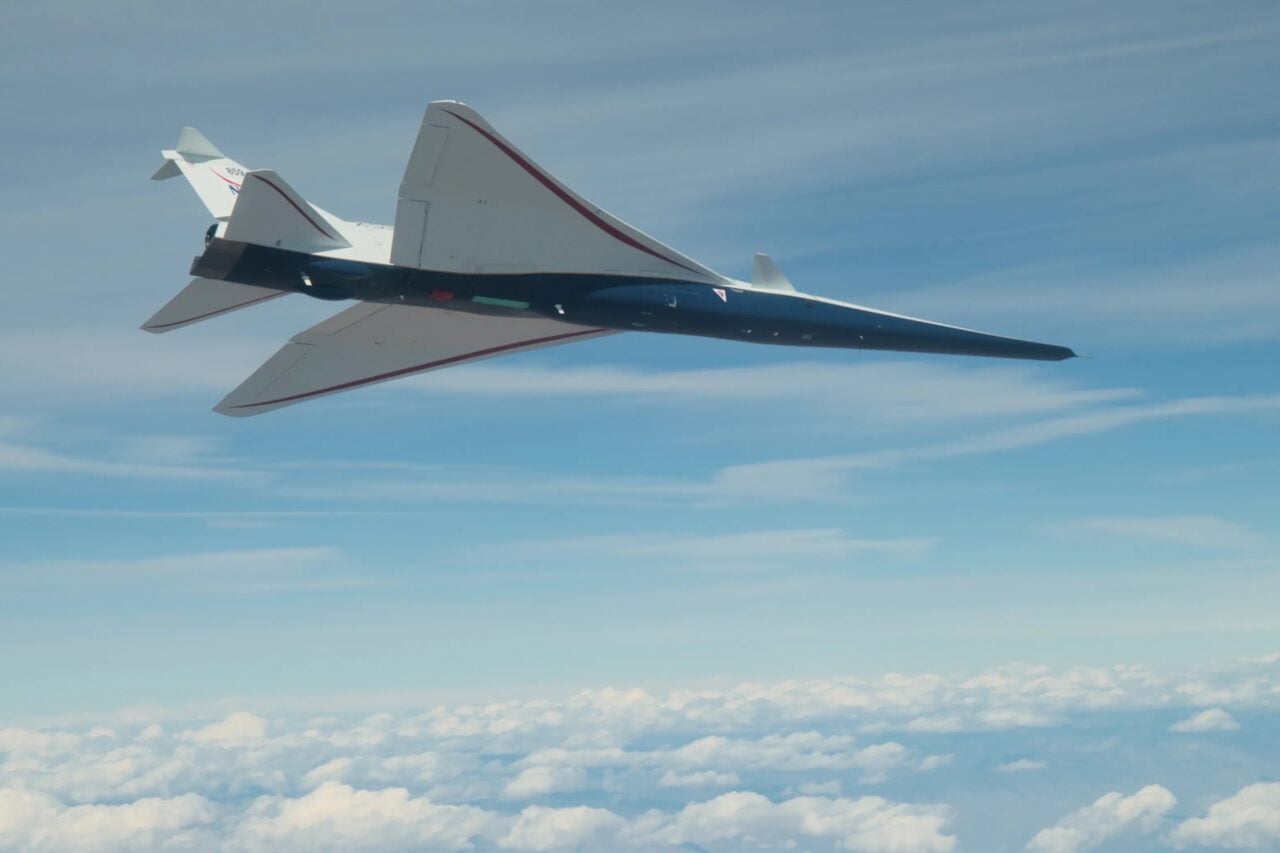 NASA’s X-59 quiet supersonic research aircraft performs a bank-to-bank auto roll maneuver during a test flight over California’s Mojave desert. As part of its envelope expansion phase, the X-59 performs maneuvers that allow the team to assess data, providing a better understanding of how the aircraft operates in the air.