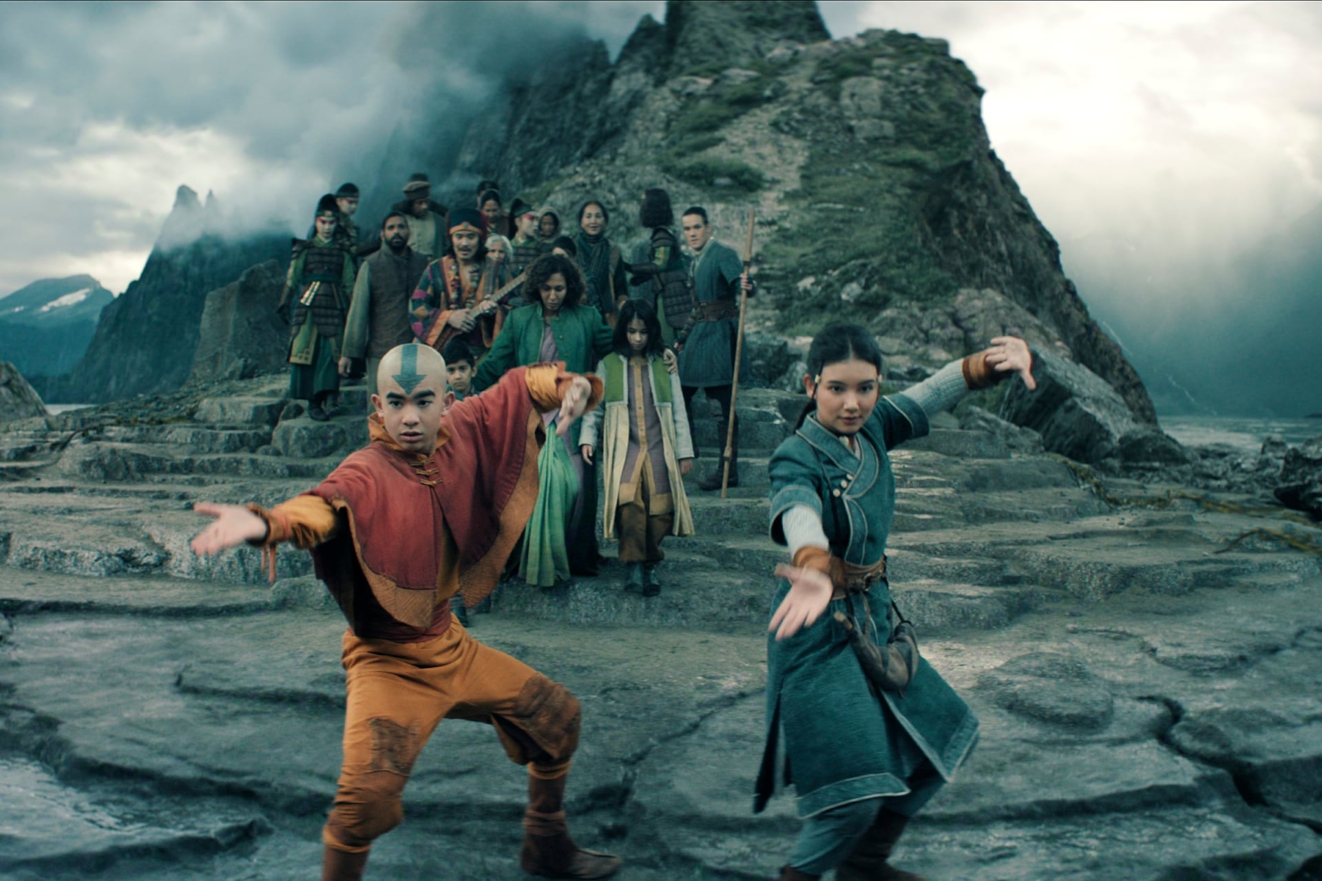 Avatar:The Last Airbender still of Aang and Katara waterbending.