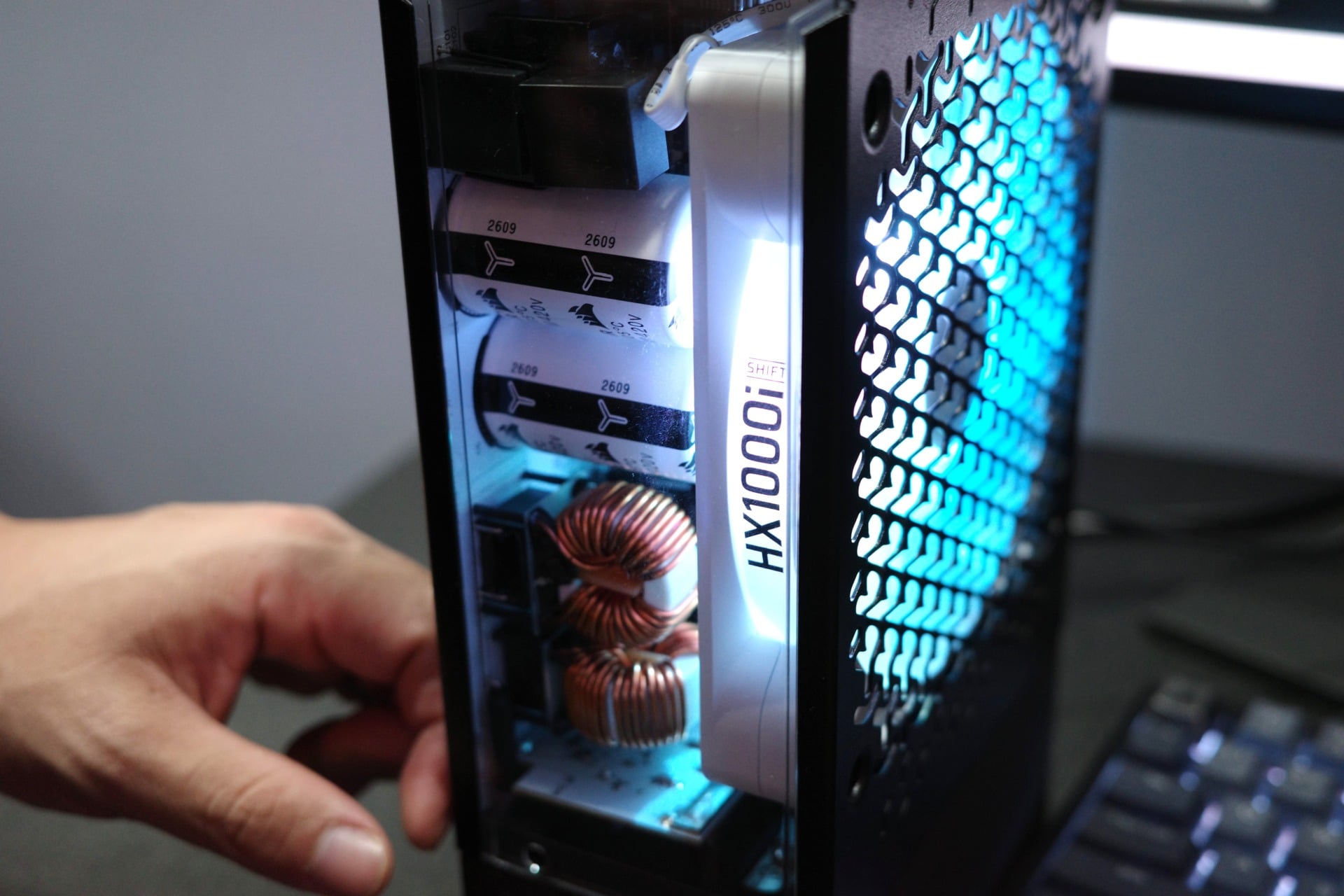 Corsair Hx100i Power Supply 1