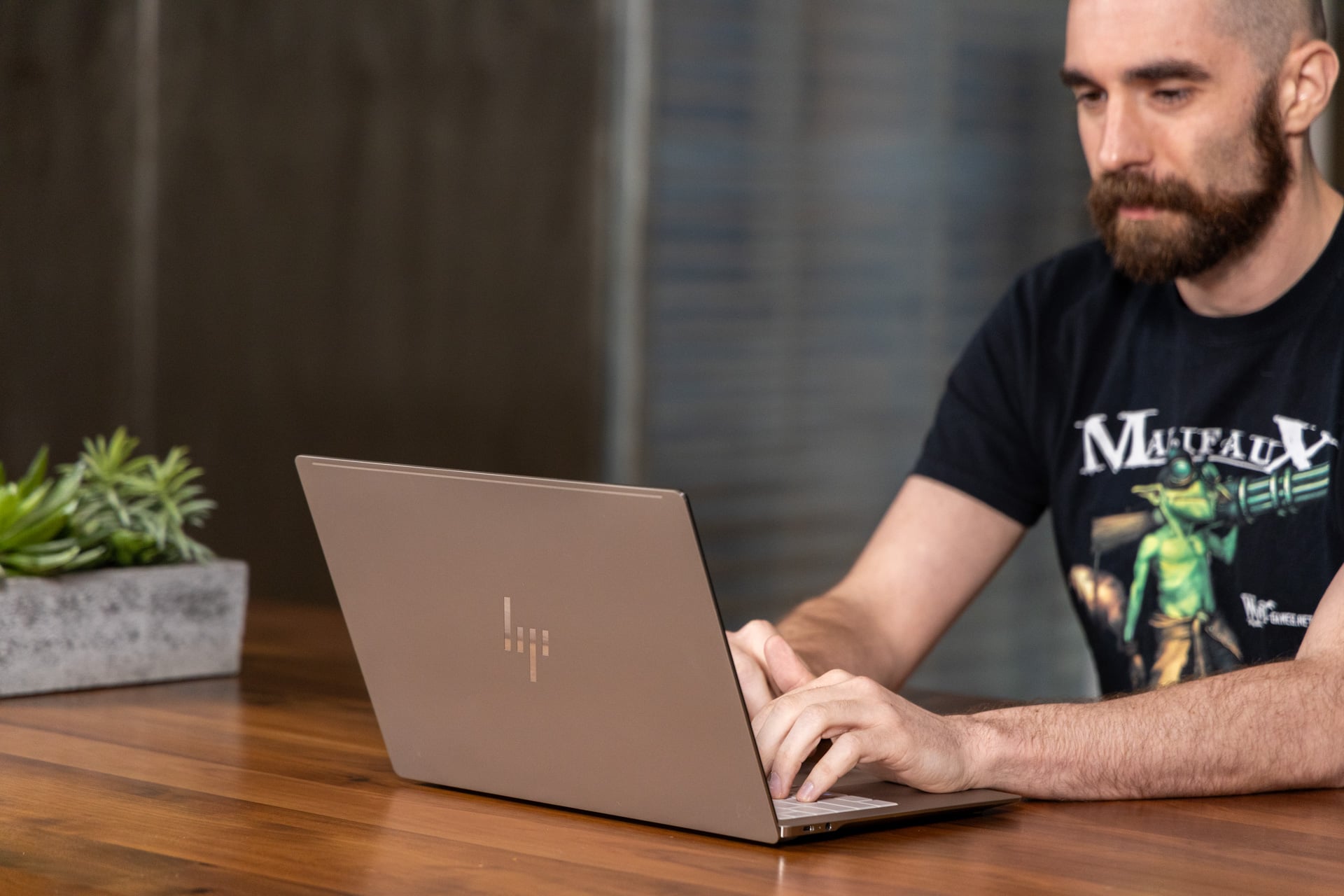HP OmniBook Ultra 14 Review