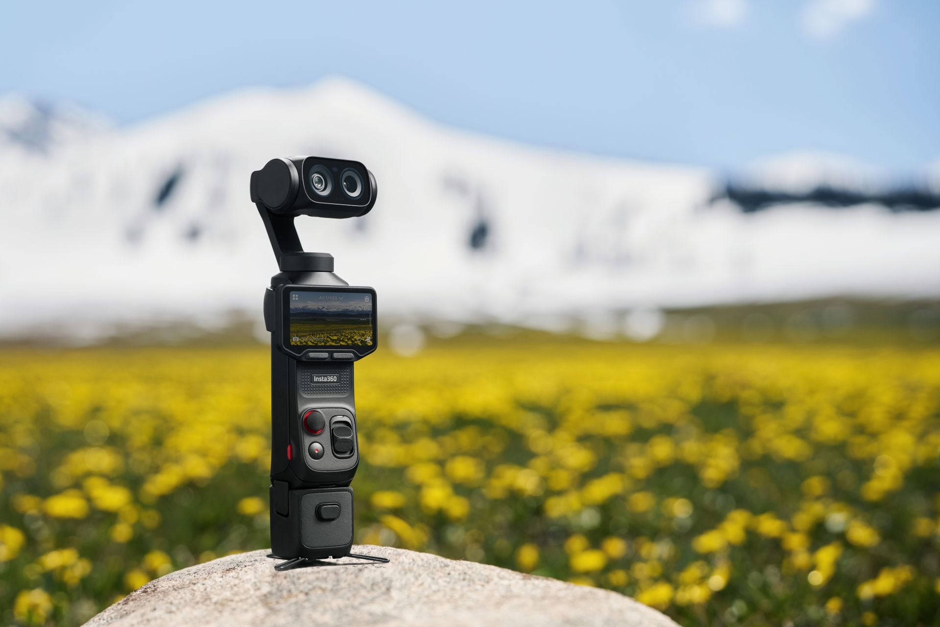 The Insta360 Luna Ultra has almost too much going on, including a removable OLED screen that acts as a remote control.