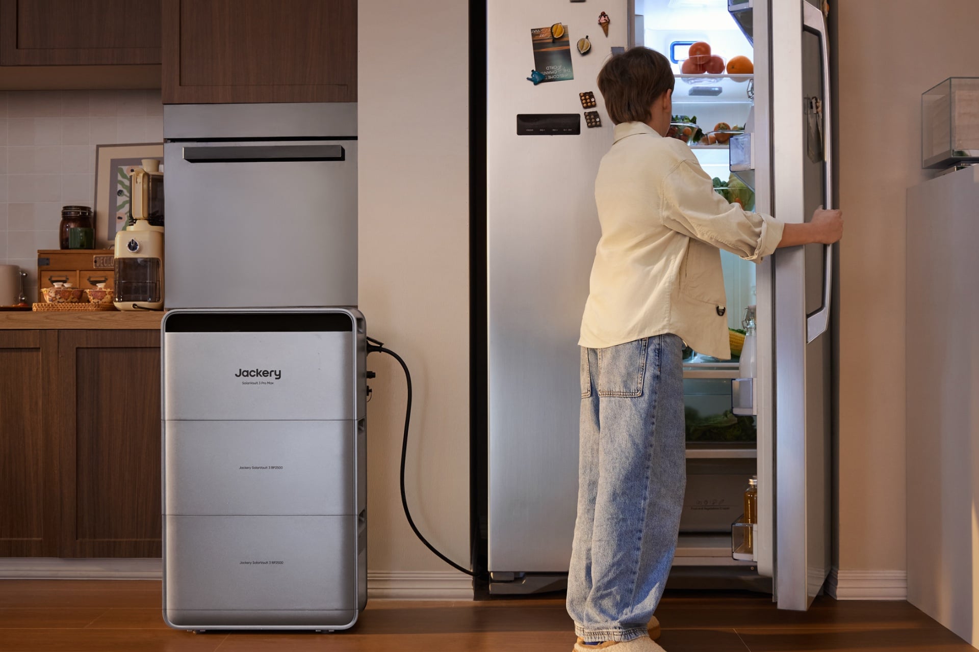 Jackery Solarvault Series 3 Powering A Fridge