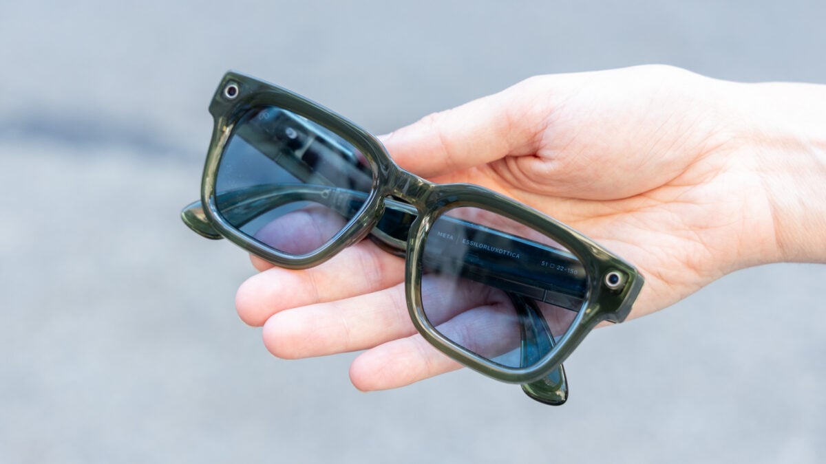 New Cooling Tech Could Pave the Way for Longer Smart Glasses Recording