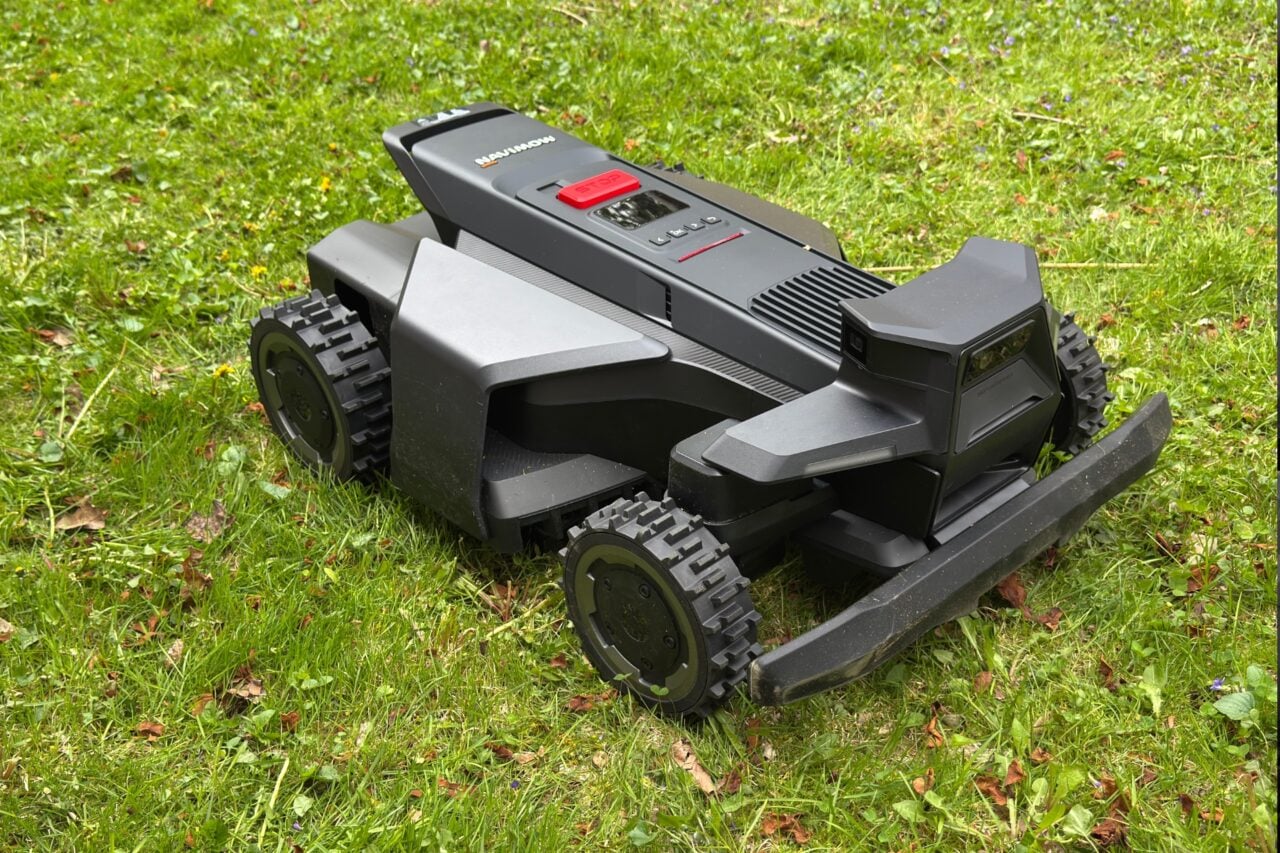 Segway Navimow X430 Review: A Featureful Mow-Bot
