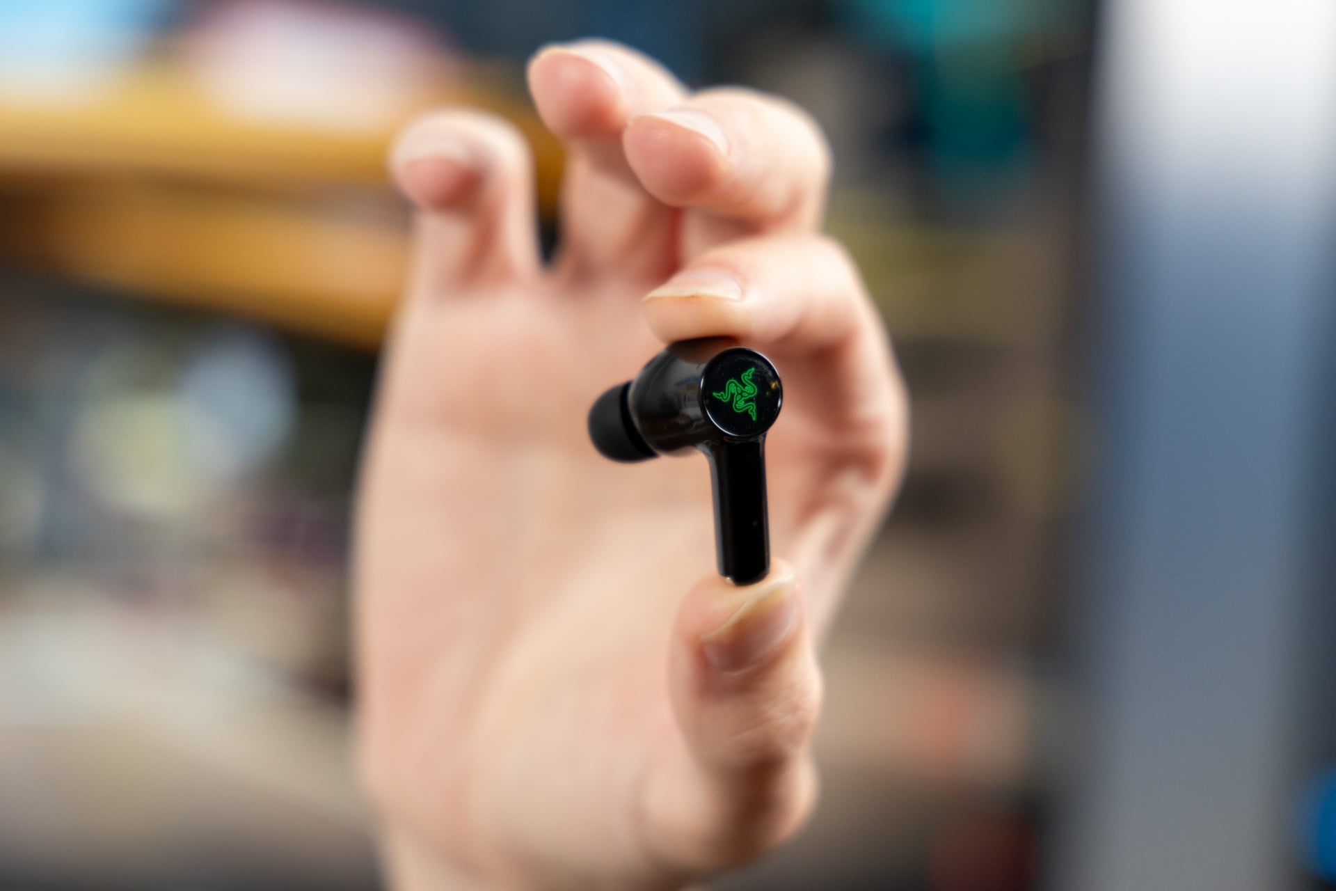 Razer Hammerhead V3 Hyperspeed Review 2