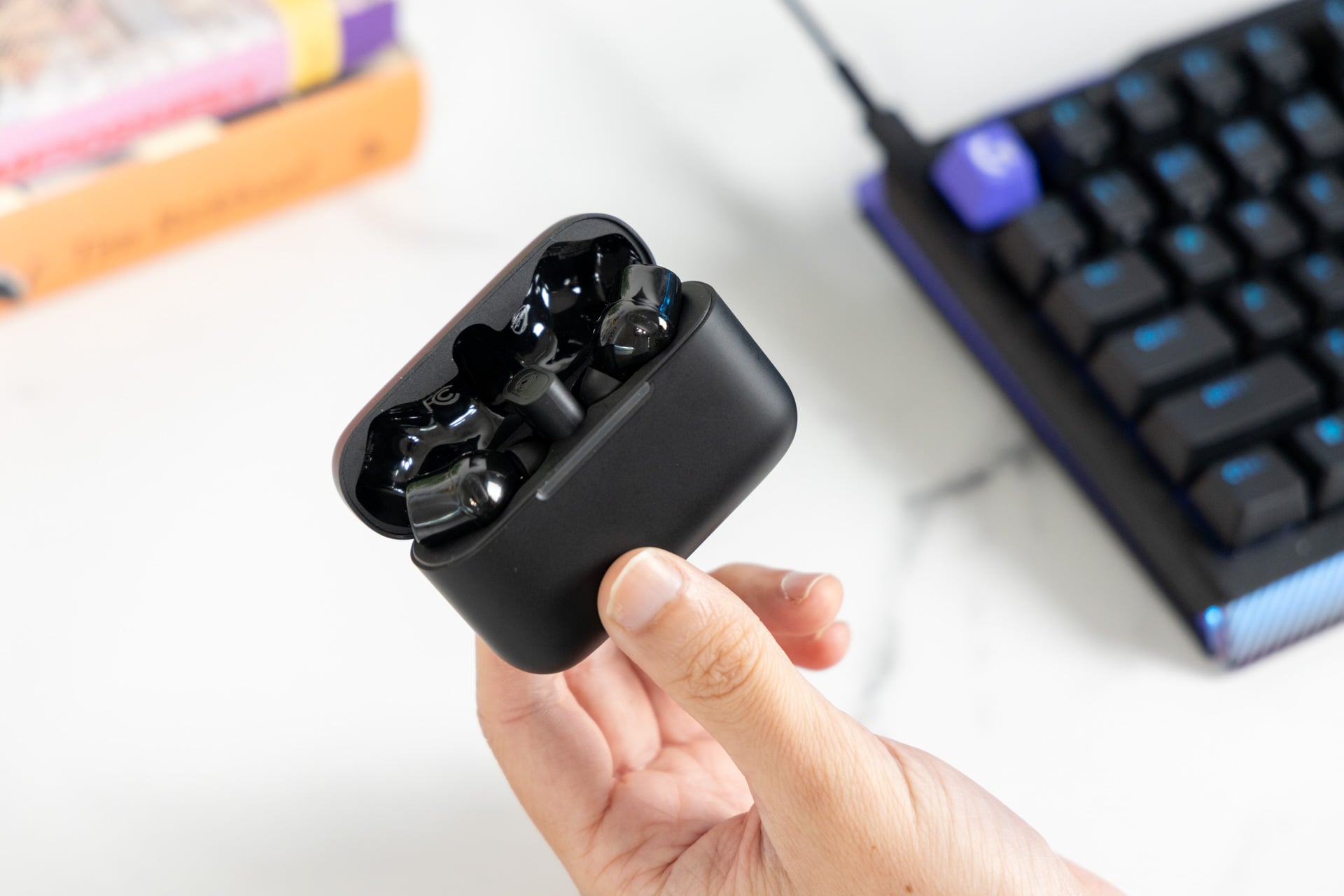 Razer Hammerhead V3 Hyperspeed Review 4