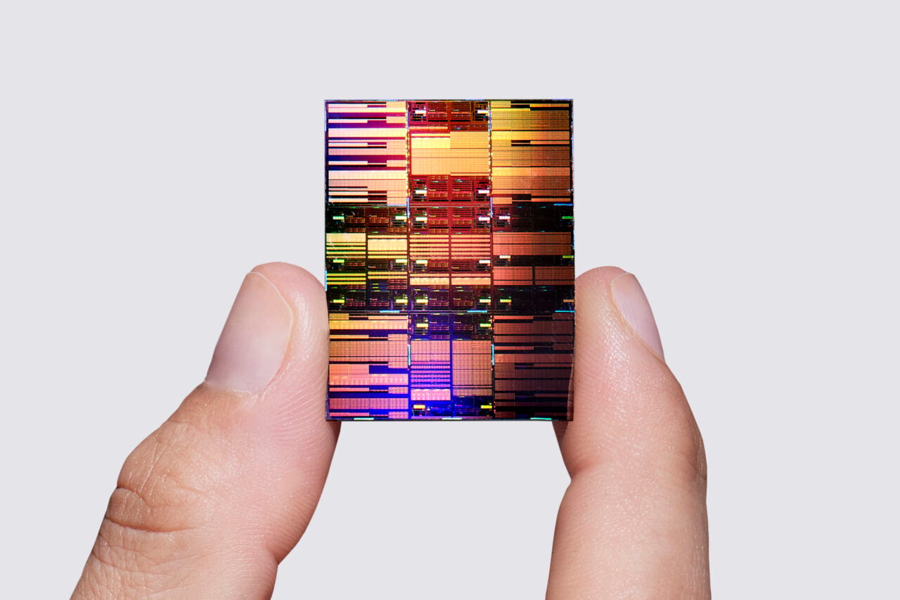 IBM Crosses One of Computing’s Biggest Barriers With World’s First Sub-1 Nanometer Chip