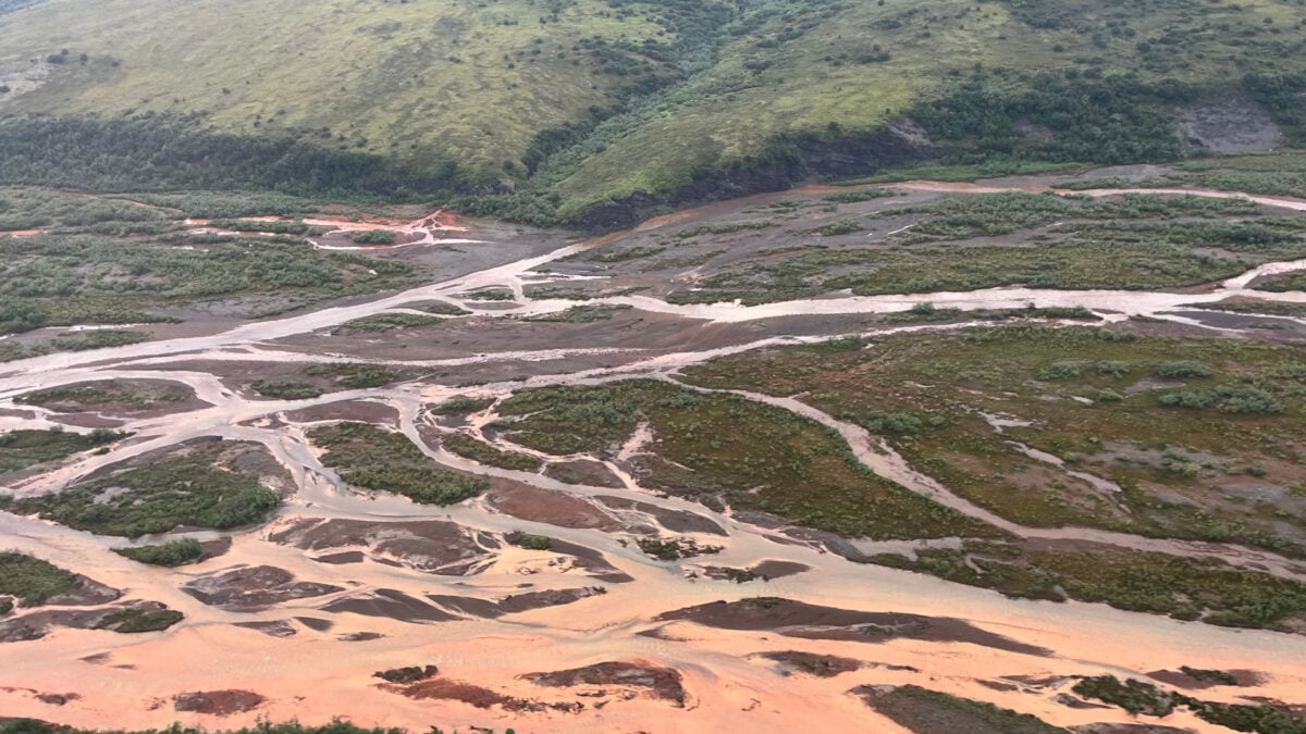 Arctic Rivers Are Bleeding Orange. Scientists Just Found the Toxic Origin Arctic Rivers Are Bleeding Orange. Scientists Just Found the Toxic Origin