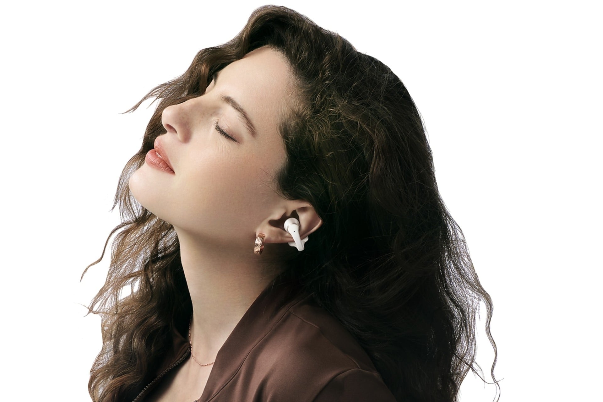 Shokz Opendots 2 Lifestyle