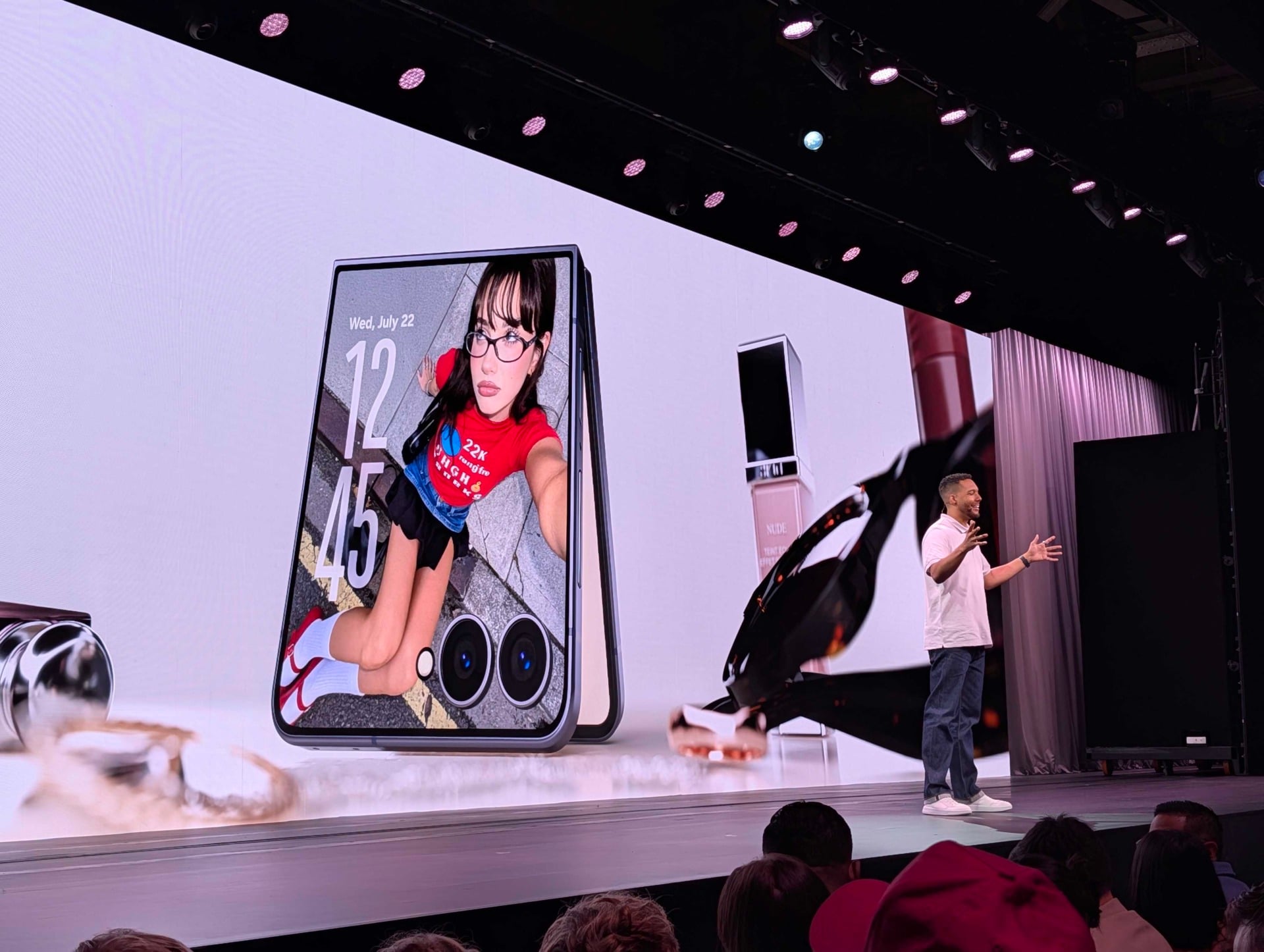 Galaxy Z Flip 8