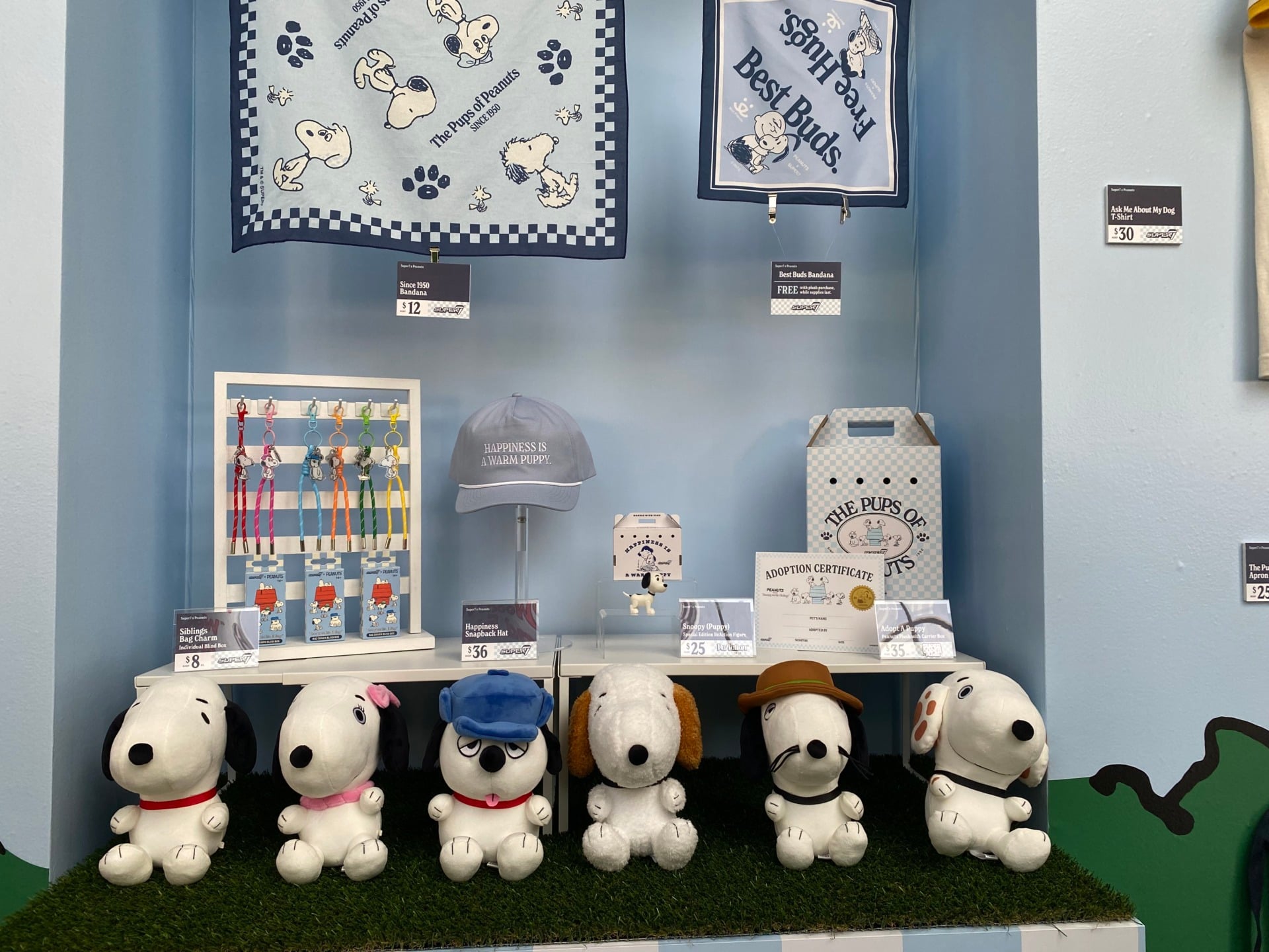 Super7 Peanuts Snoopy SDCC Event