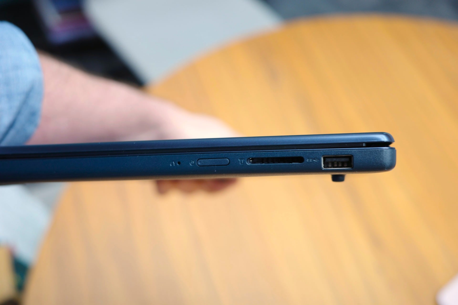 Lenovo Ideapad Slim 3i 3