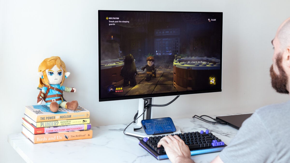 Lenovo Legion Pro 27UD-10 Review: Slim, Pretty, and Just a Little Boring