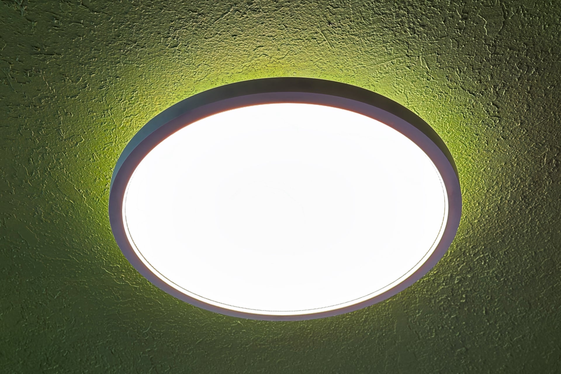 Nanoleaf Smart Multicolor Ceiling Light showing white light