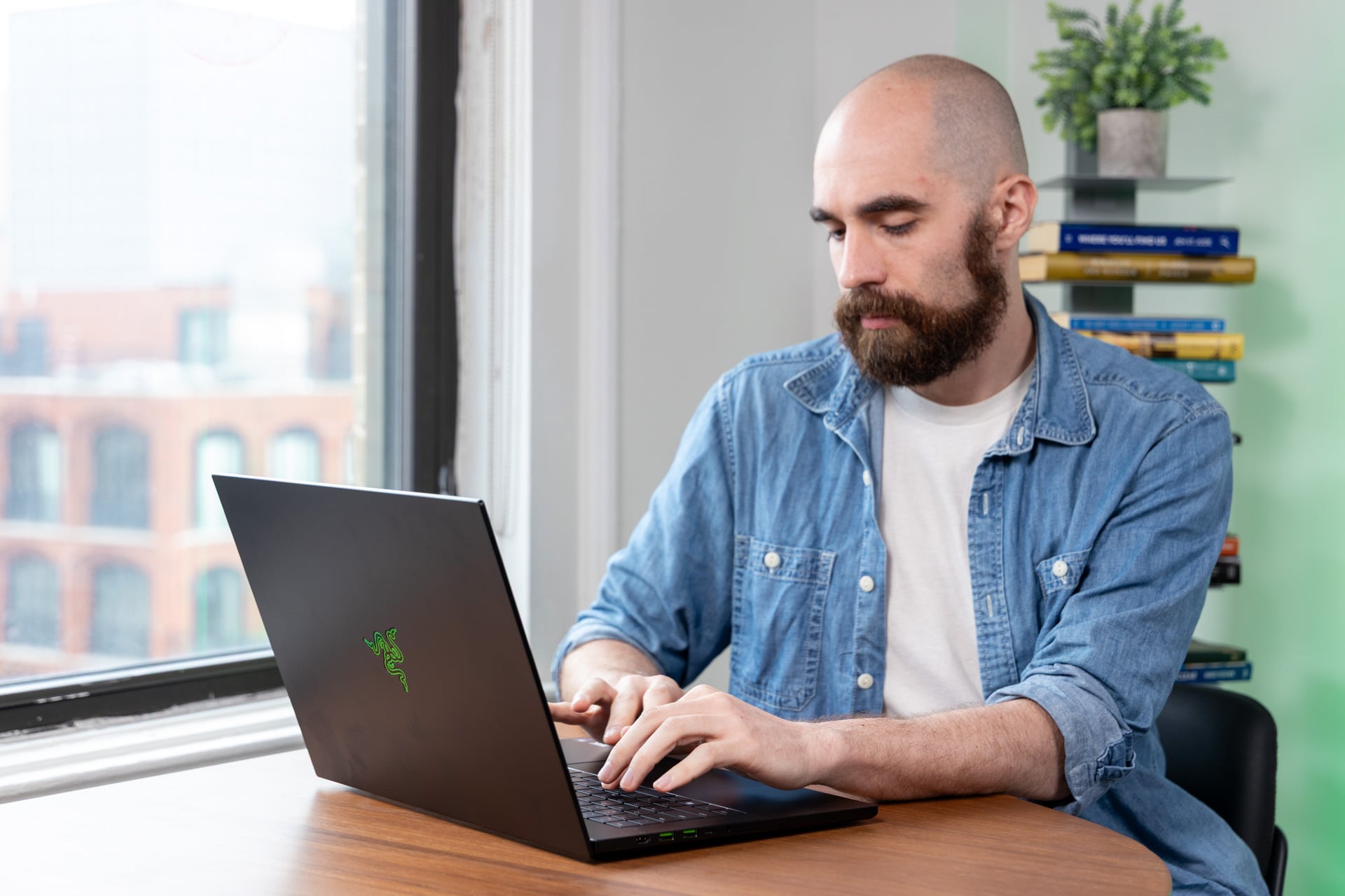 Razer Blade 16 (2026) Review 10