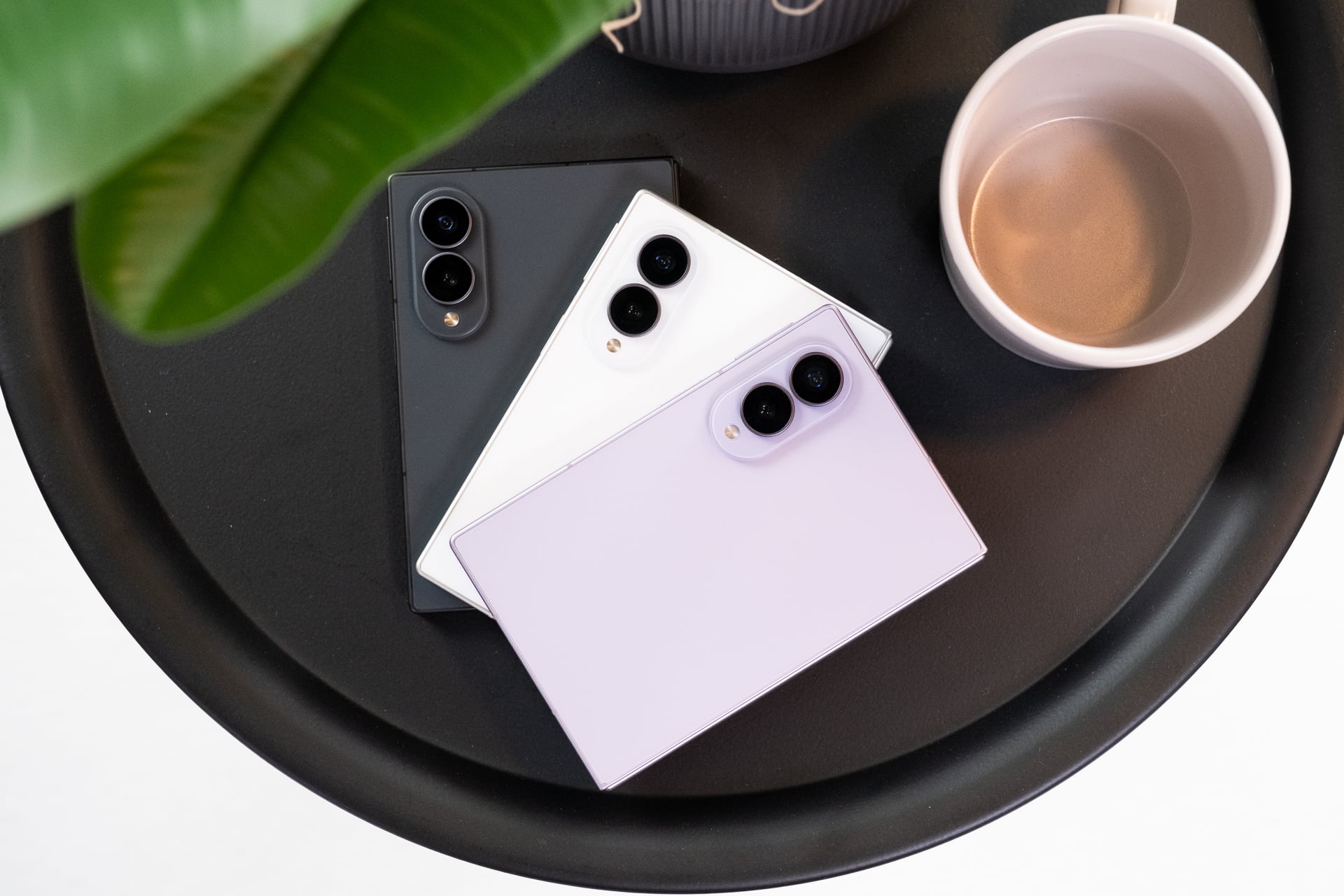 Samsung Galaxy Z Fold 8 01