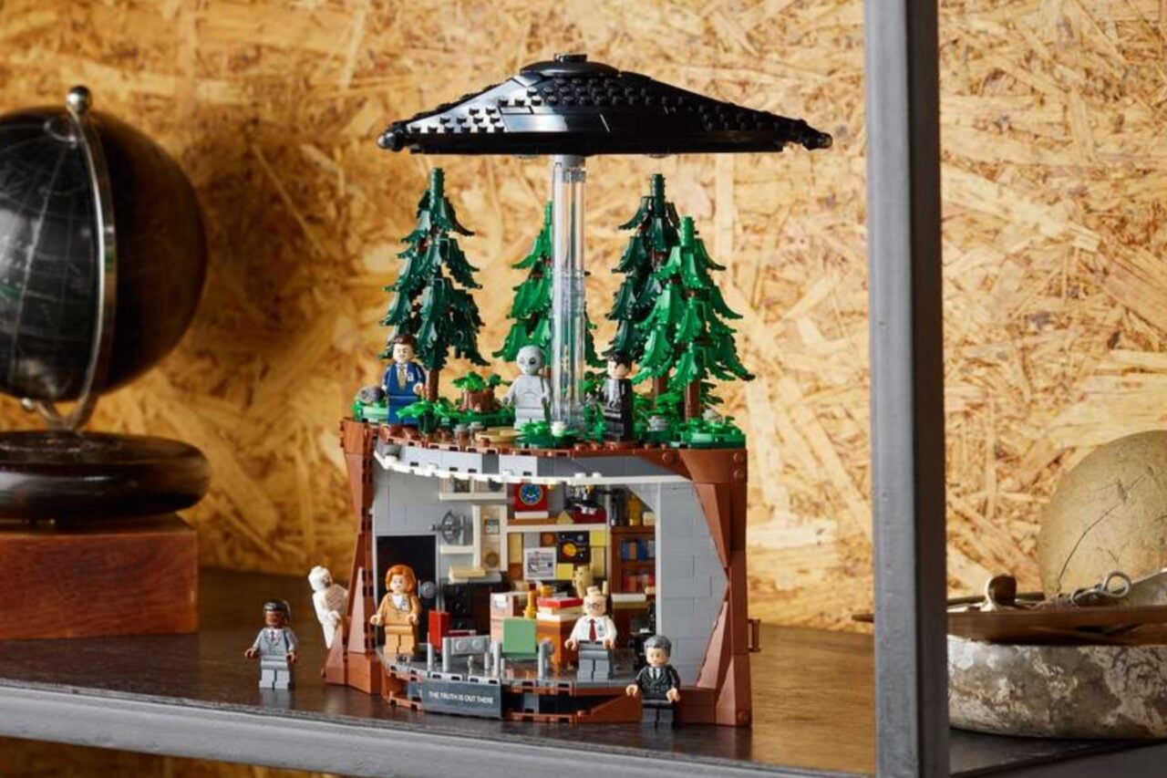 The Truth Is Out There, We Need This ‘X-Files’ Lego Set
