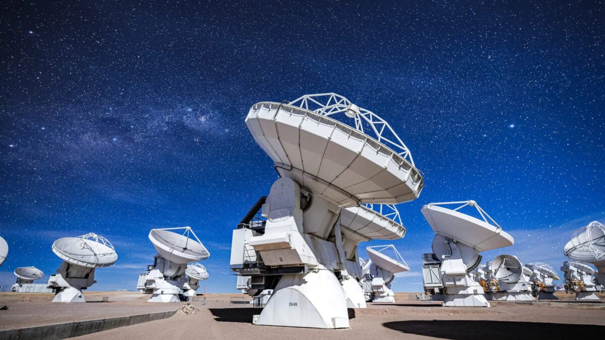 SETI Scientists Think Alien Signals Could Be Hiding in Old Telescope Data