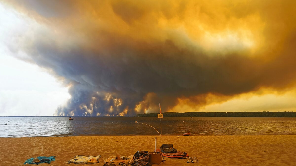 France&rsquo;s Wildfires Just Triggered Something the Country Has Never Seen Before