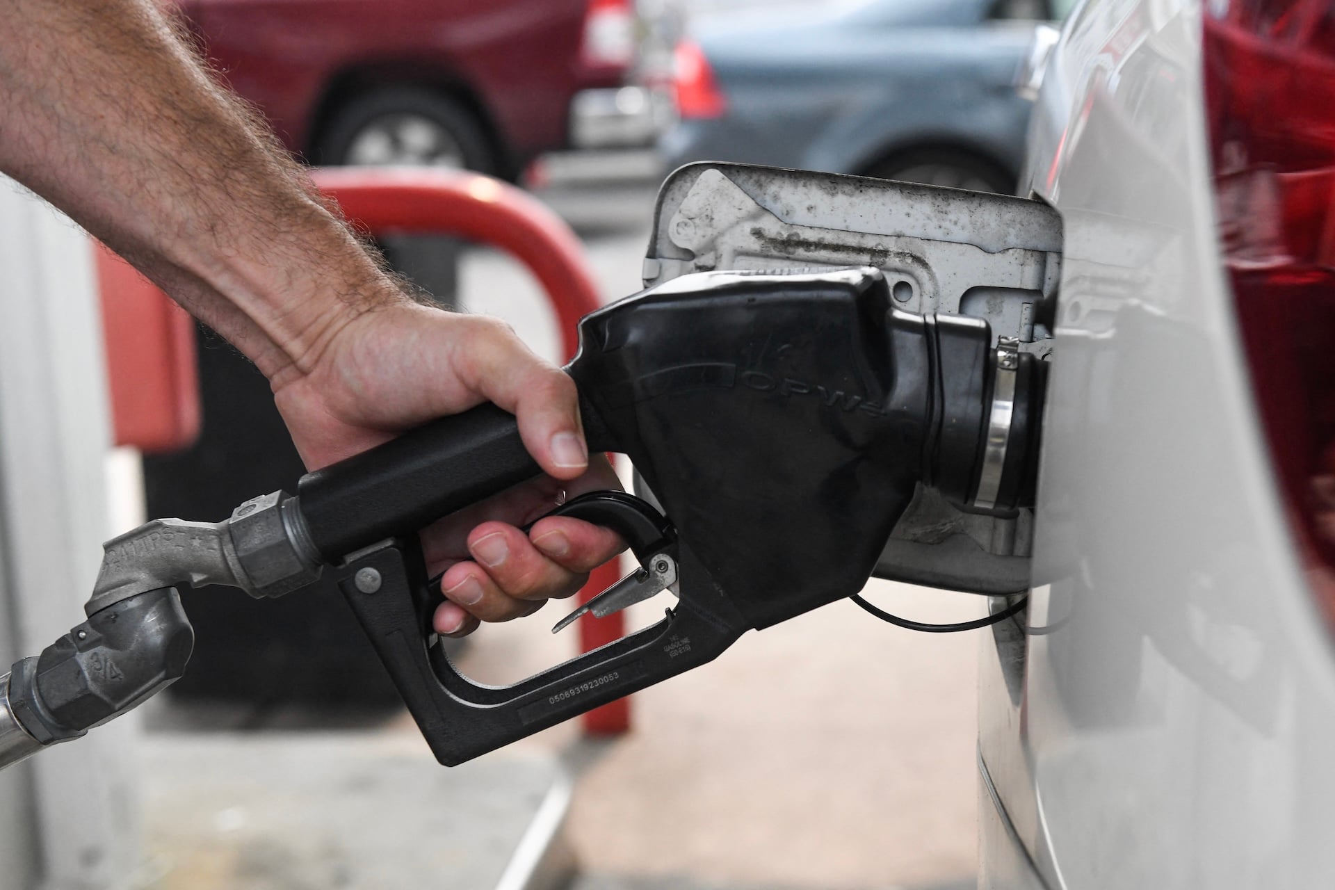 gizmodo.com - Matt Novak - U.S. Average Gas Price Ticks Above $4 as World Fears Iran Is a New Forever War