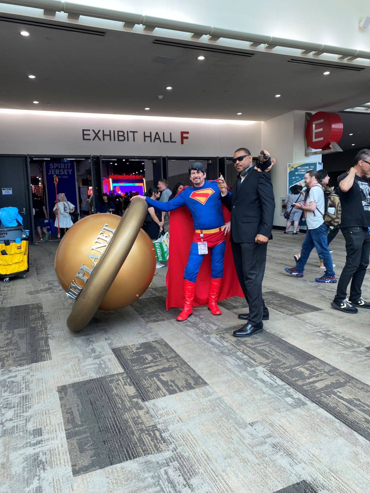 Sdcc Cosplay Day 4 Superman Men In Black