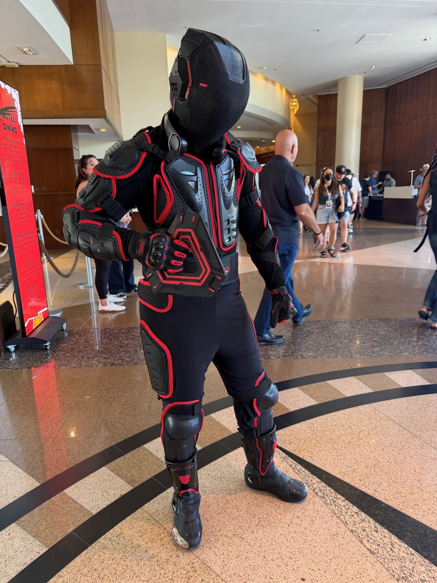 Sdcc Cosplay Day 4 Tron Ares