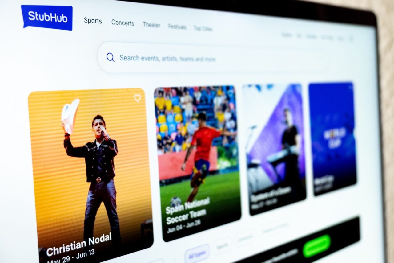 StubHub Founder Has Close Ties to Major Ticket Scalpers on the Platform