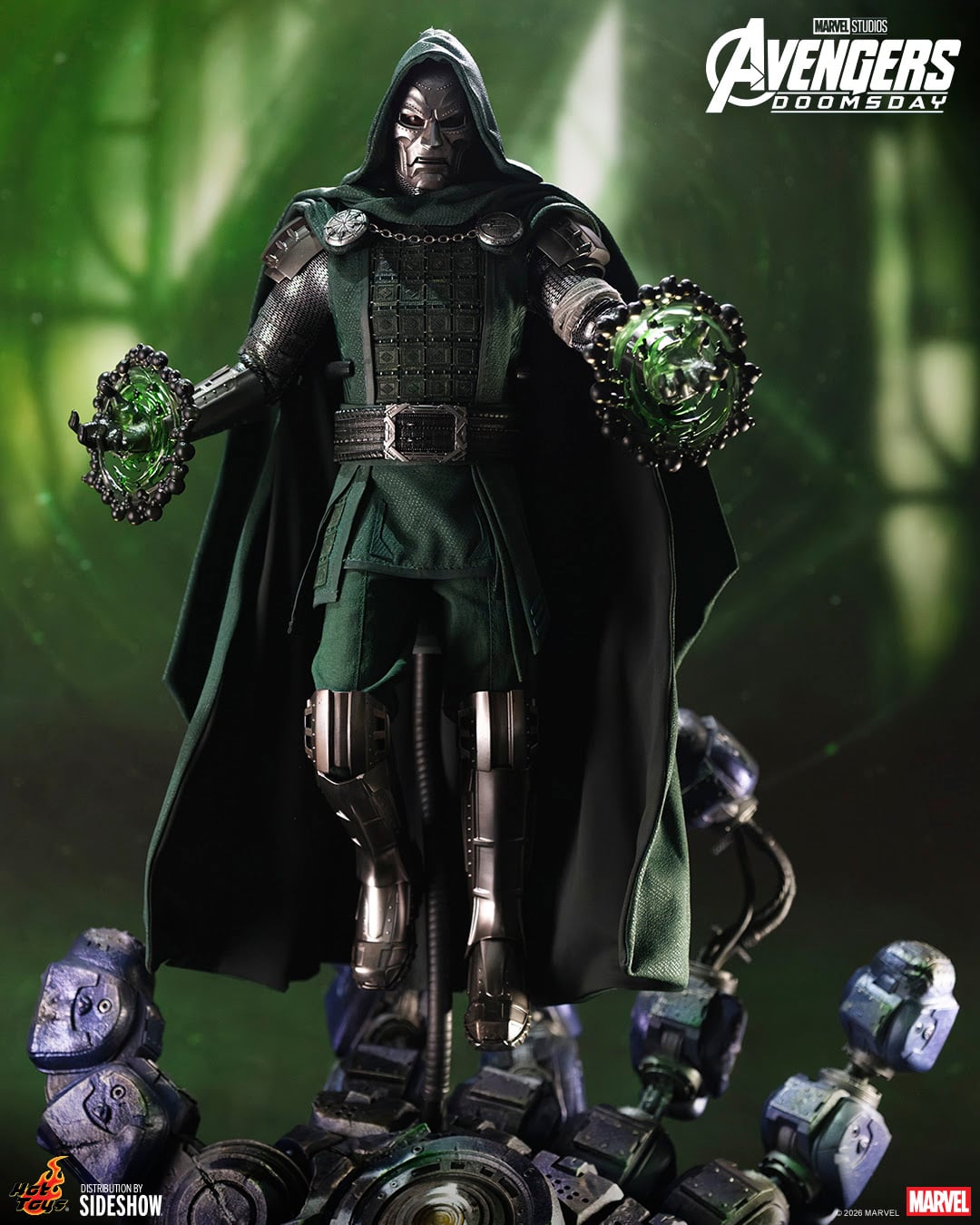 Hot Toys Sideshow Avengers Doomsday Doctor Doom