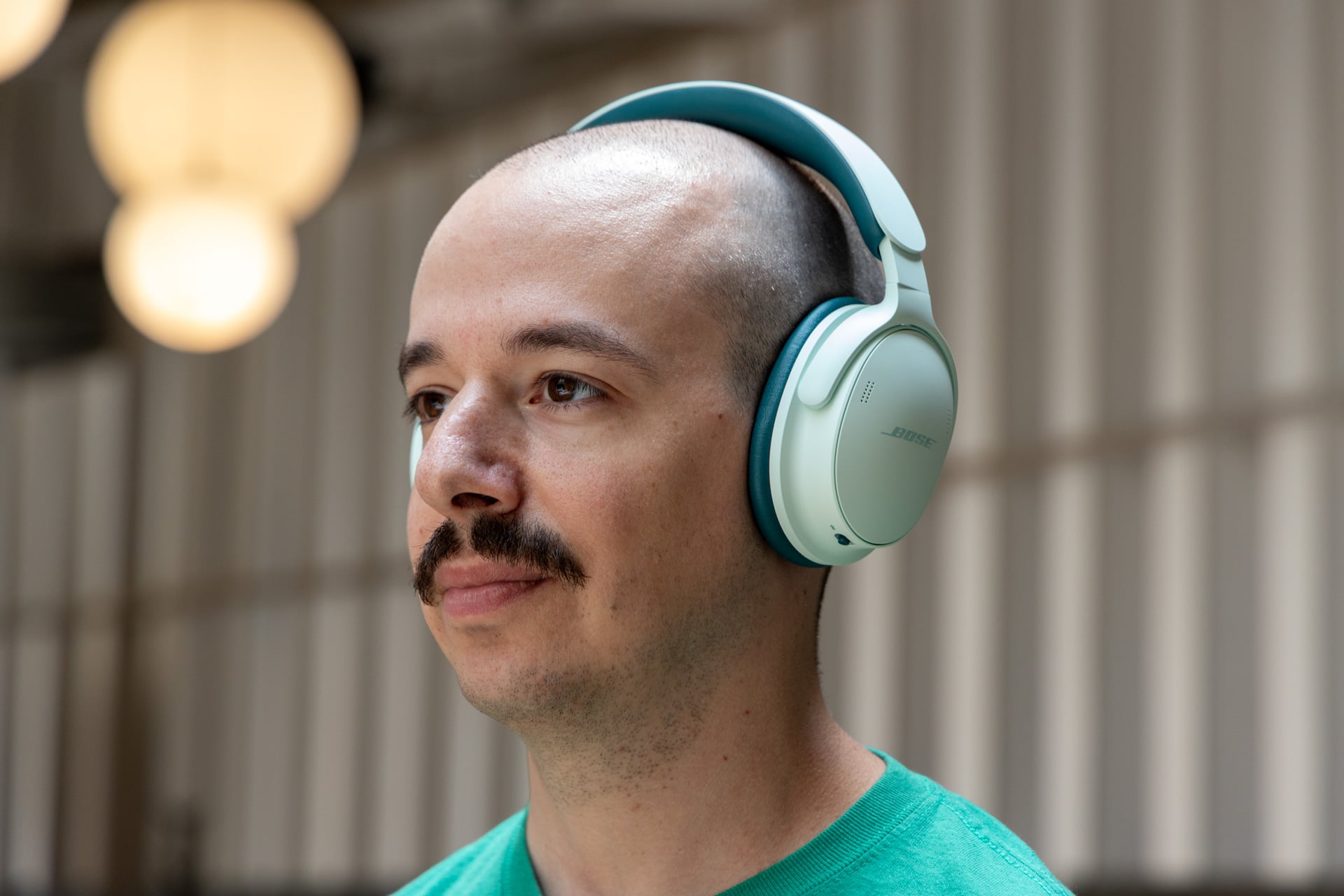 Bose Quietcomfort Headphones (2nd Gen) Review 02