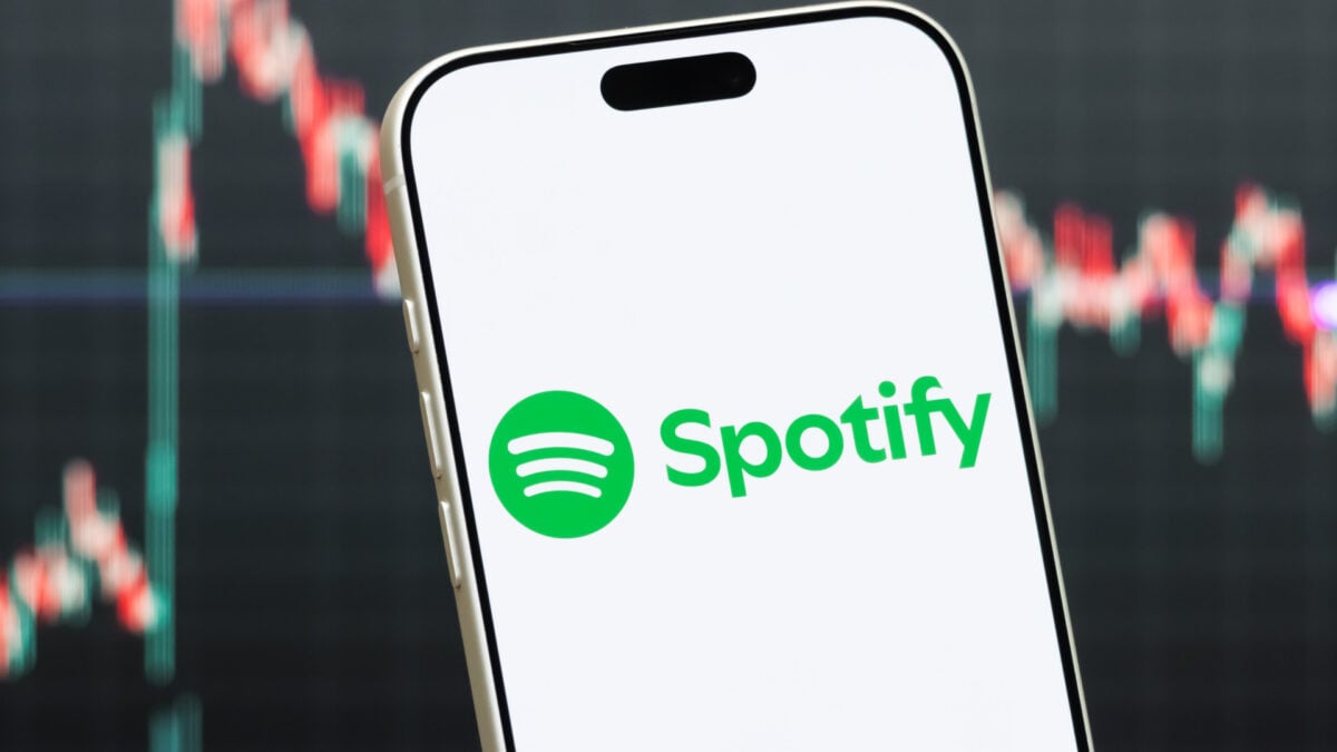 Aug 4 4:55 pm Spotify Execs Bet People Will Pay for AI Music. Stock Price Plunges Ece Yildirim