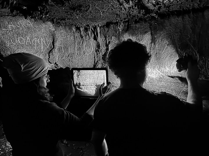 Inscription Work Cova De Les Dones