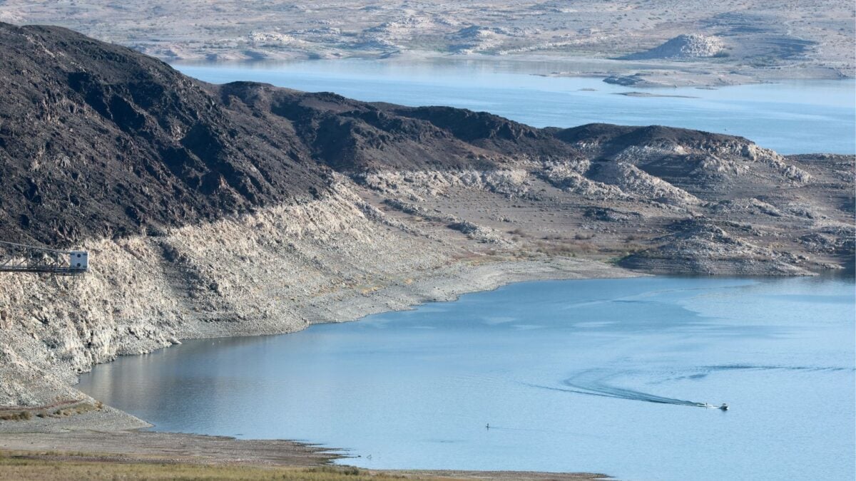 Water Levels in America&rsquo;s Largest Reservoirs Are Getting Scary Low&nbsp;