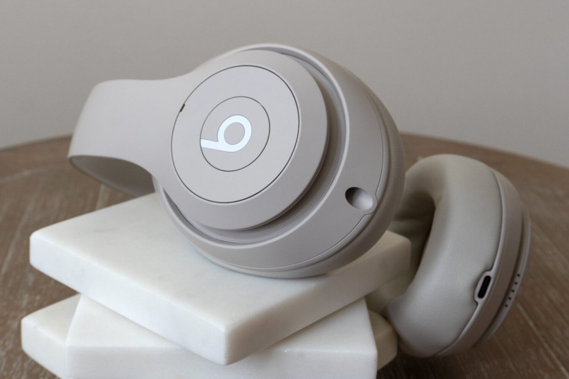 Listings suggest the Beats 360 will nearly double the ANC of the Beats Studio Pro pictured above.