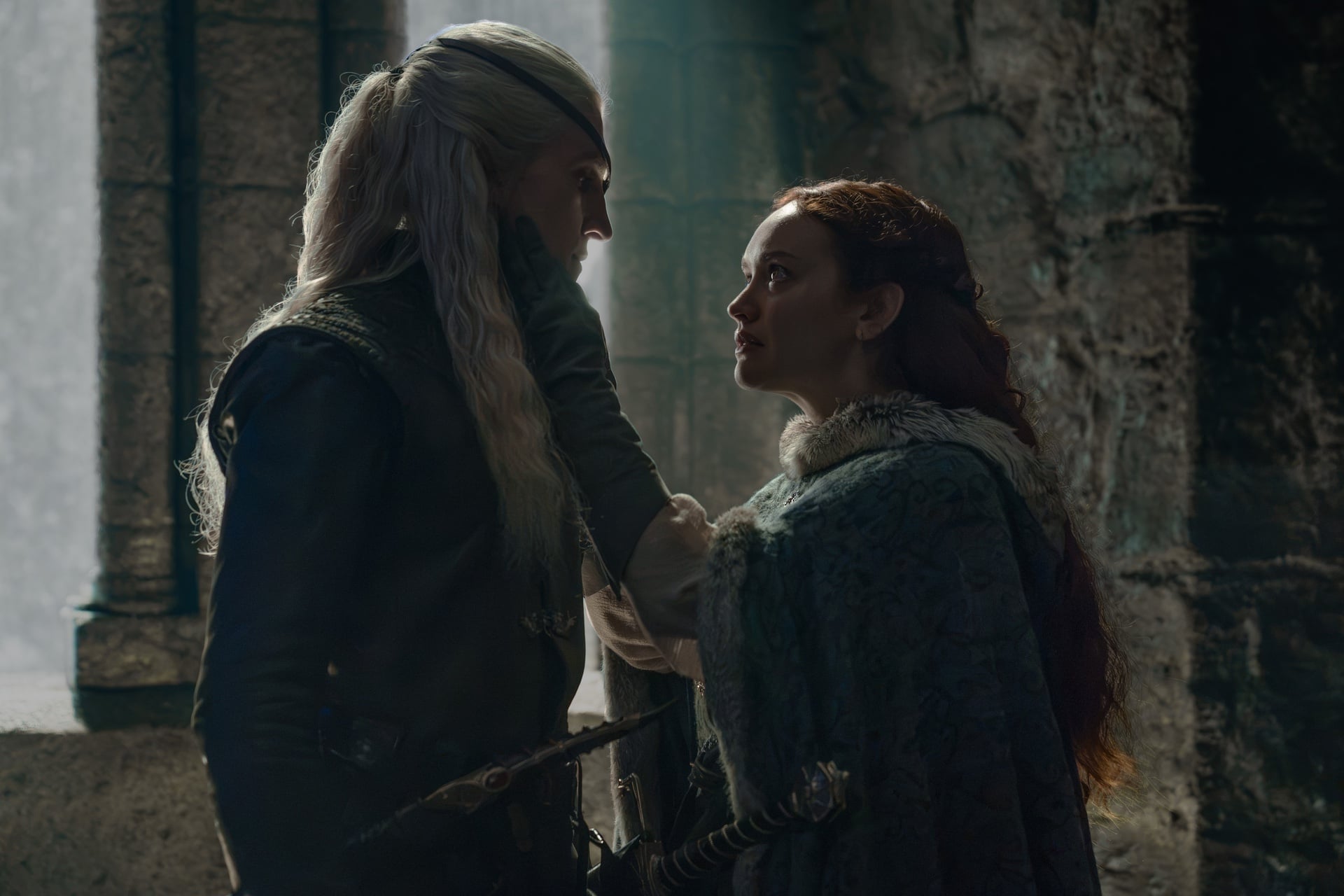 Ewan Mitchell Olivia Cooke Hotd S3 Ep7