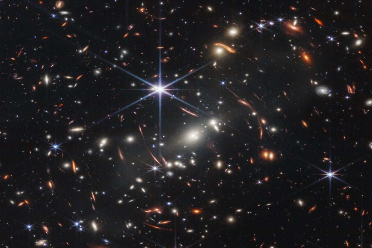 Thousands of galaxies flood this near-infrared image of galaxy cluster SMACS 0723.