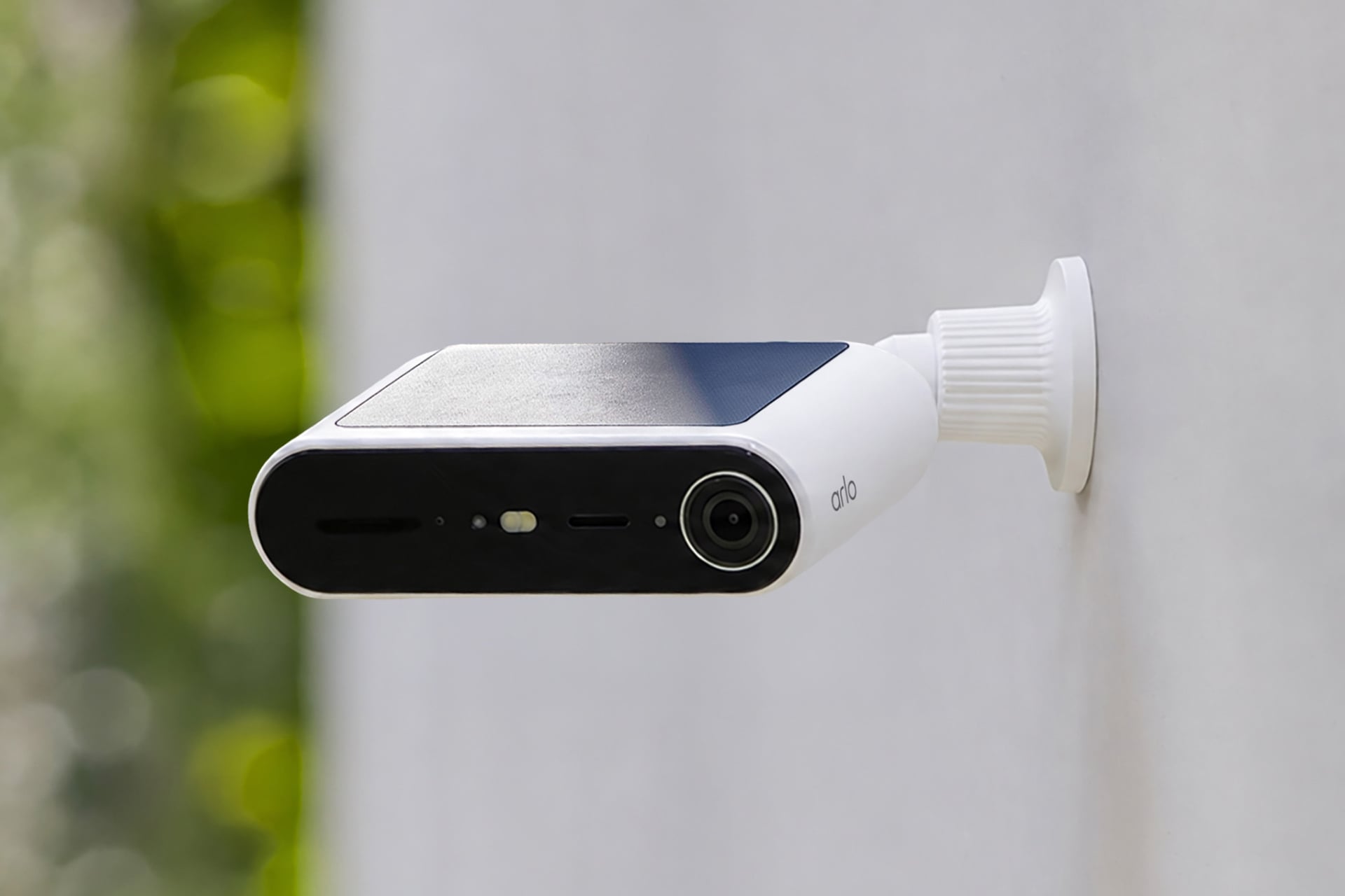 Arlo Essentials Solar Security Camera