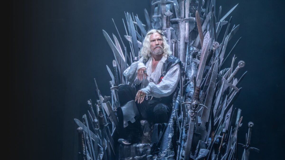 George R.R. Martin’s Review of the ‘Game of Thrones’ Play: ‘A Splendid Time’
