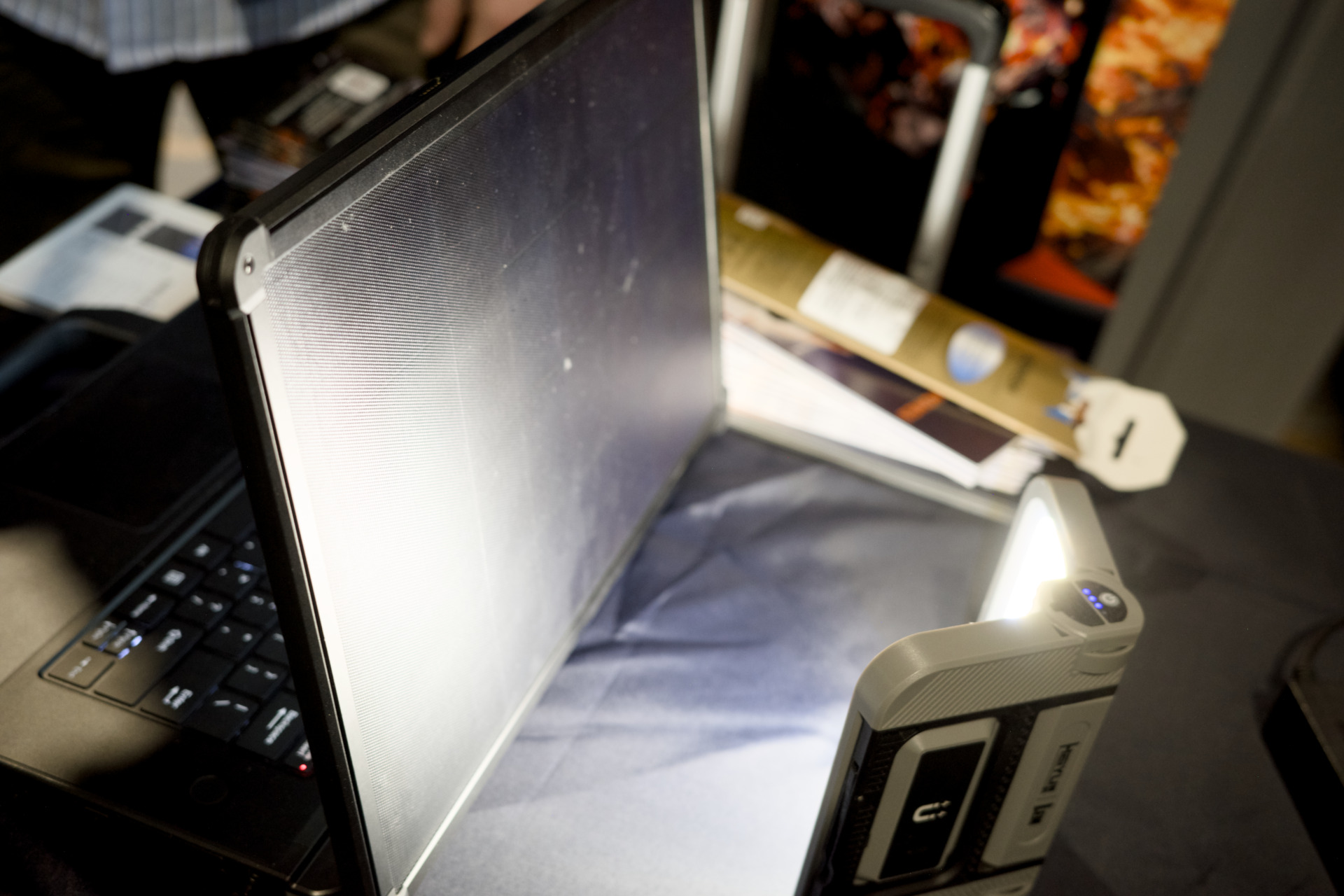 Oukitel Solar Laptop 1