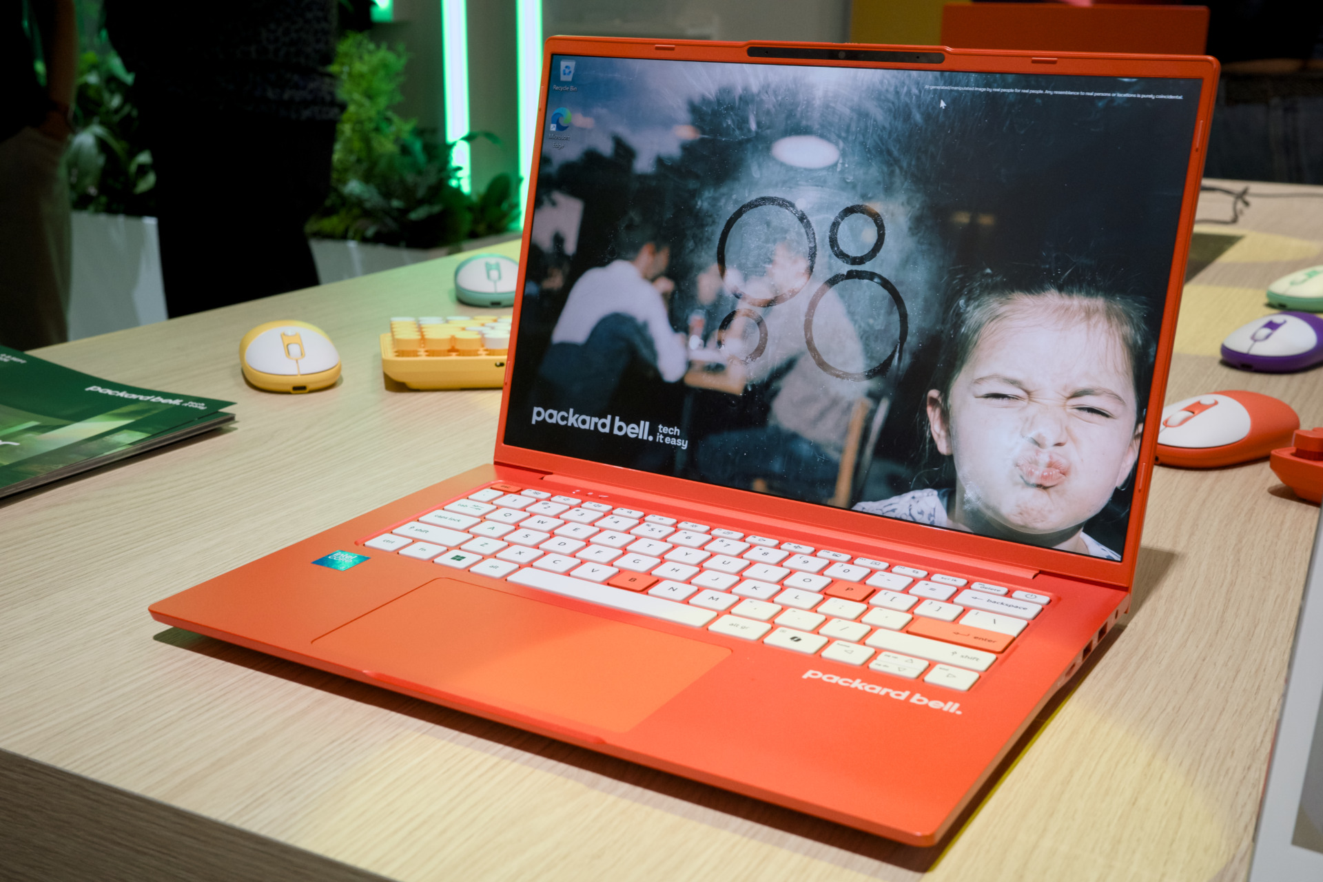 Parckard Bell Laptop 1