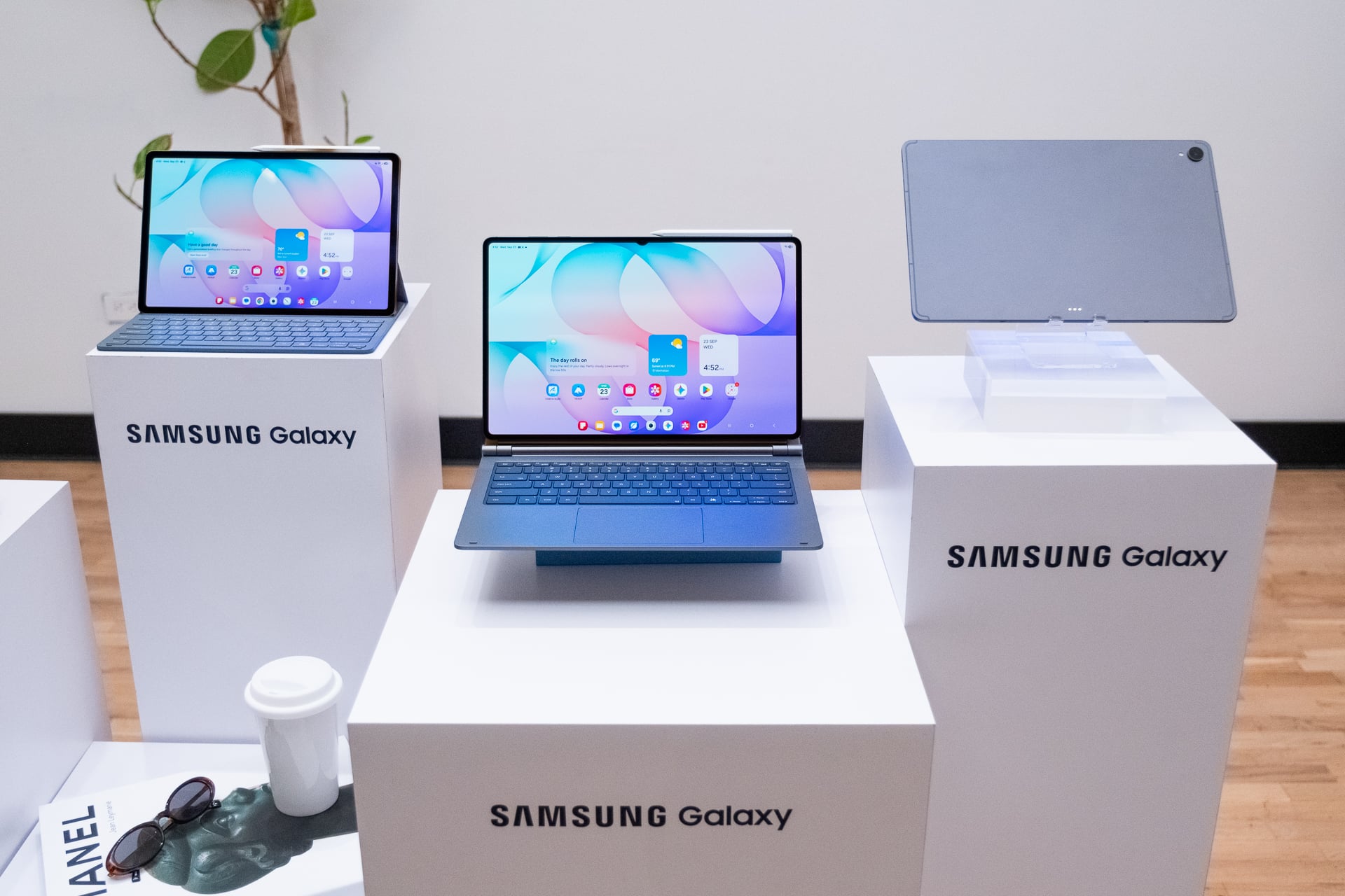 Samsung Galaxy Tab 12 07
