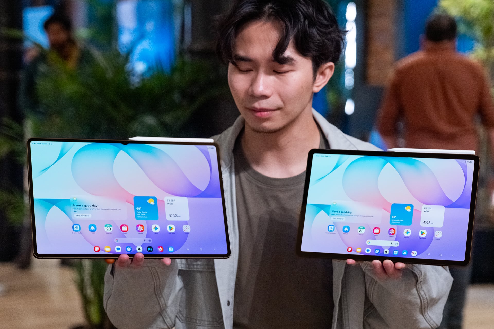 Samsung Galaxy Tab 12 14