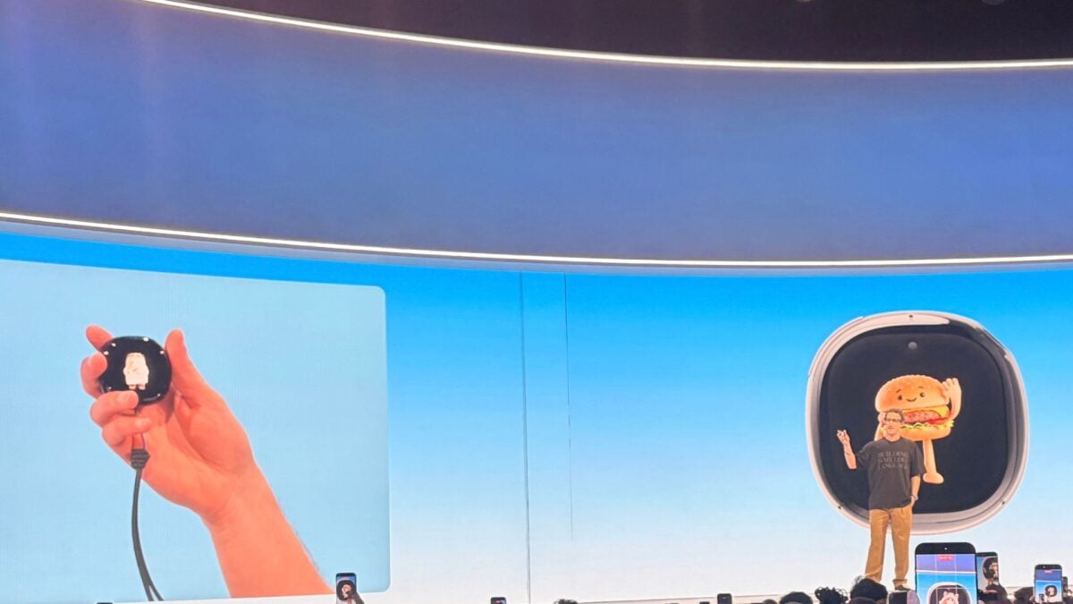 Mark Zuckerberg&rsquo;s &lsquo;One More Thing&rsquo; Was an AI Keychain?!