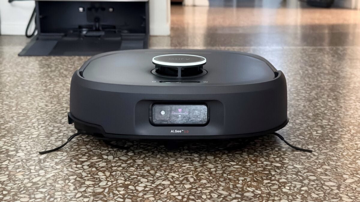 Eufy Omni E35 Review: Finally, a Luxury Robovac That Doesn’t Piss Me Off