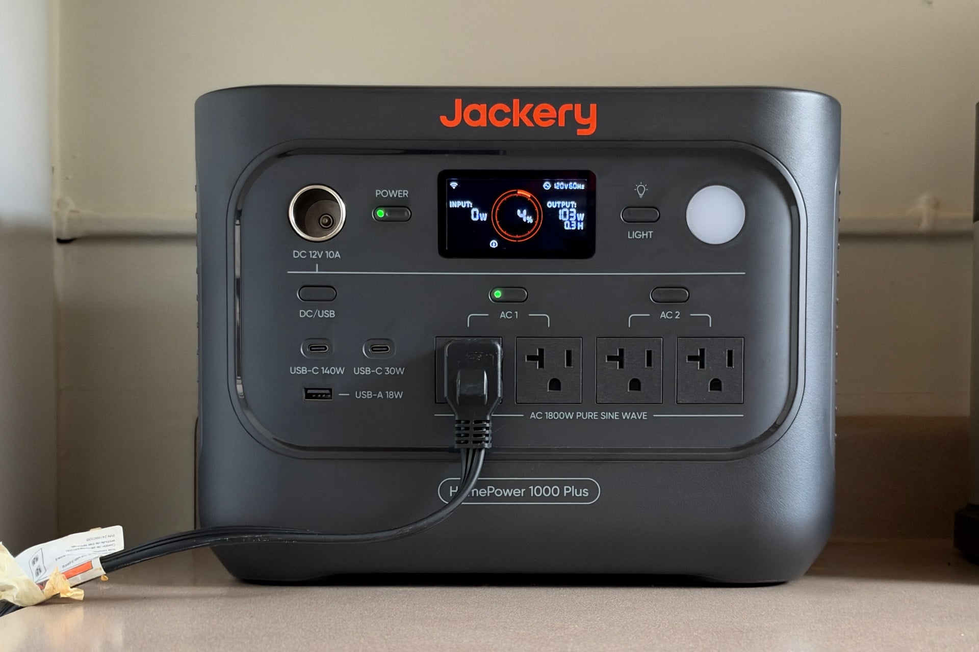 Picture of the HomePower 1000 Plus v2 from the front.