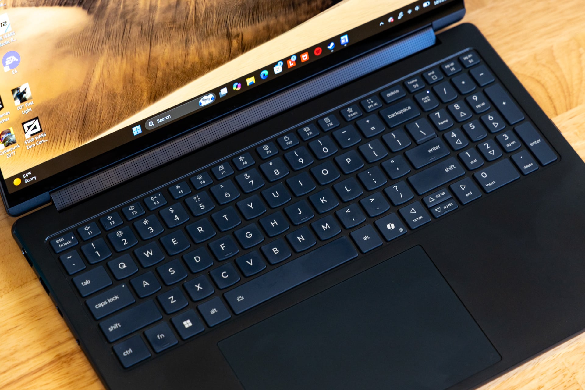Lenovo Yoga 9n 2 In 1 Review 02
