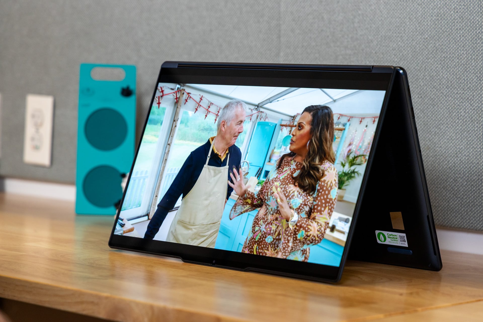 Lenovo Yoga 9n 2 In 1 Review 10