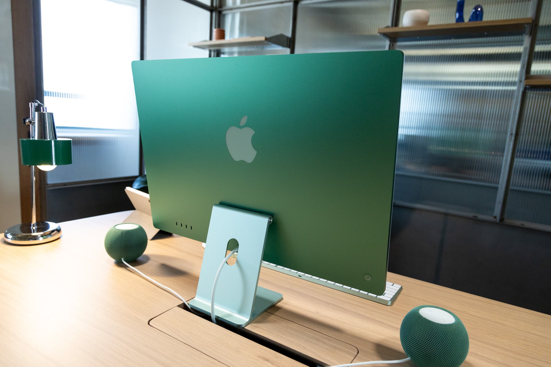M6 iMac Hands On 06