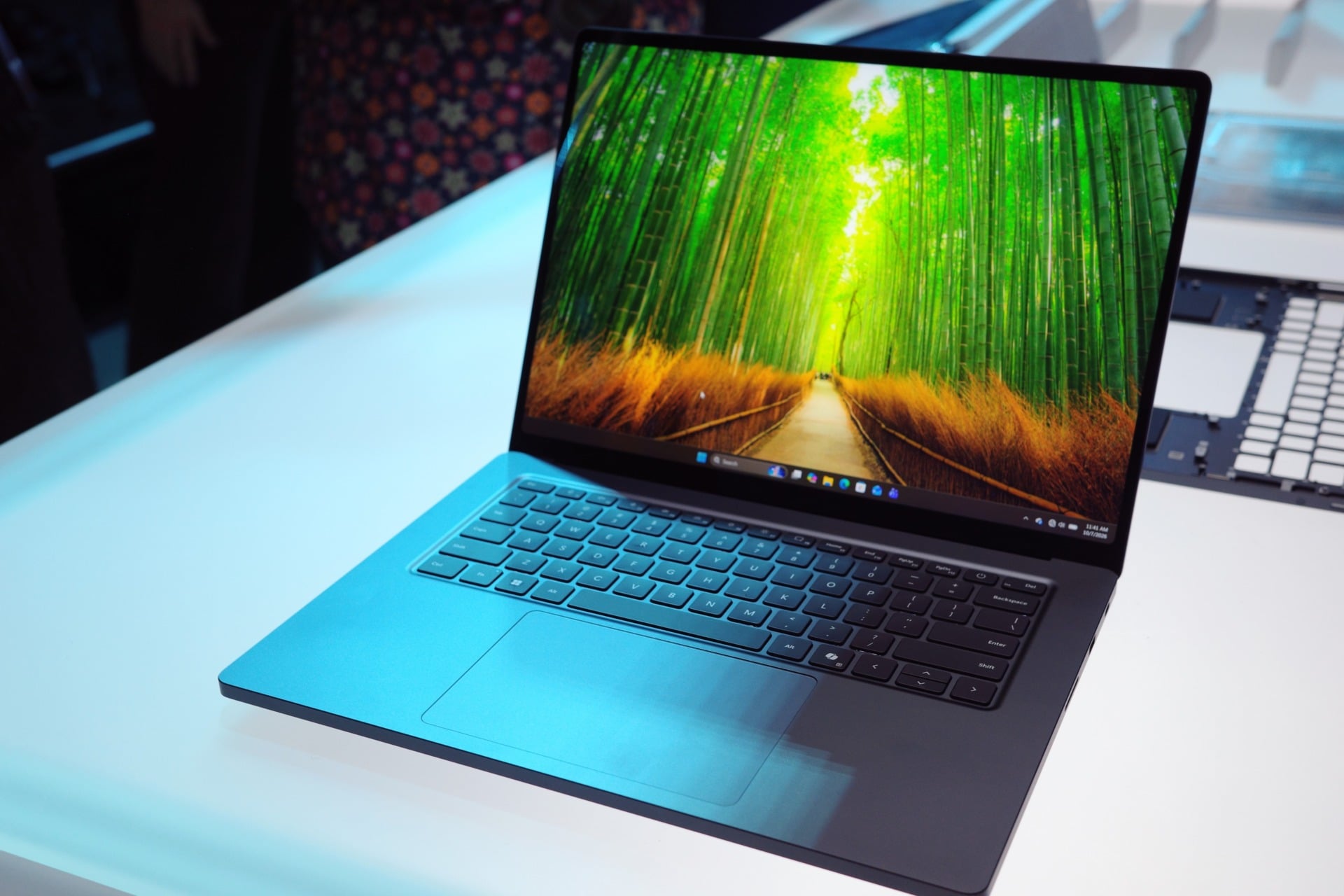 Microsoft Surface Laptop Ultra 4