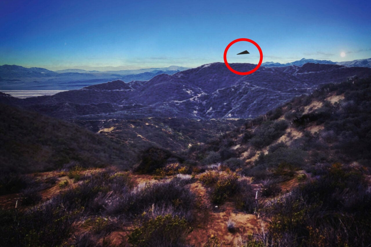 ‘Absolute Acoustic Silence’: Triangular UFO Spotted by Federal Agents